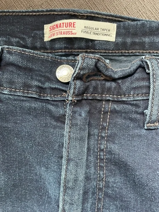 Men's Levi’s Signature Regular Taper Slim Jeans in Indigo Wash - Picture 10 of 10